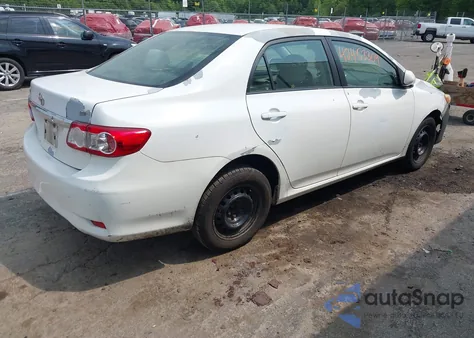 2011 Toyota Corolla Le z USA, uszkodzony, nr VIN JTDBU4EE2BJ104592